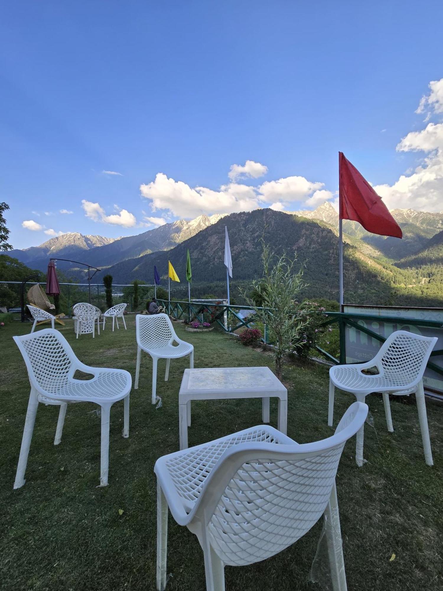 Cliff Cottage Pahalgam, Kashmir Batakut Extérieur photo